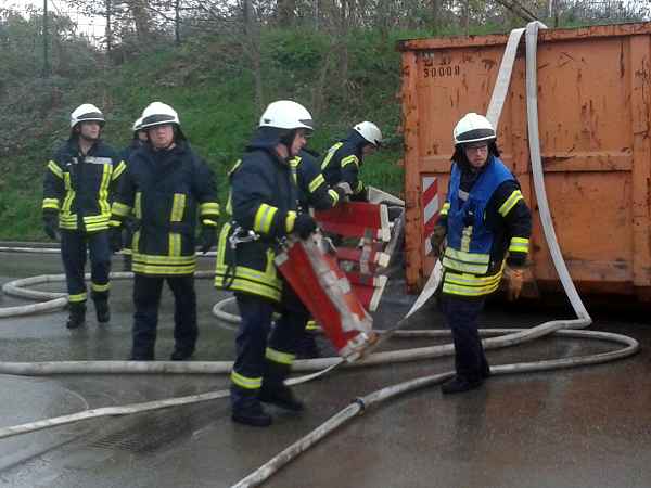 Jahresinspektionsübung der Feuerwehr Neustadt